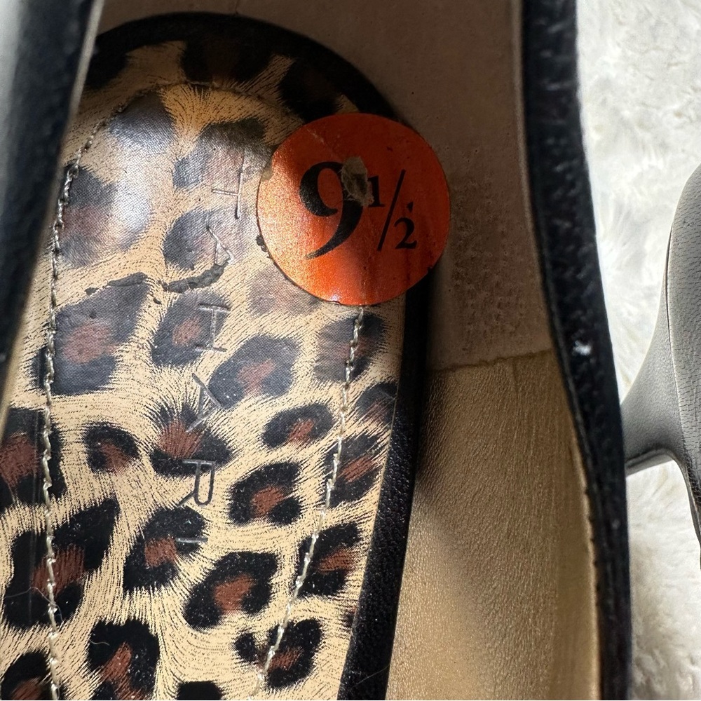 Tahari Peep-Toe Heels Black & Leopard Print Size 9.5 - Picture 12 of 16